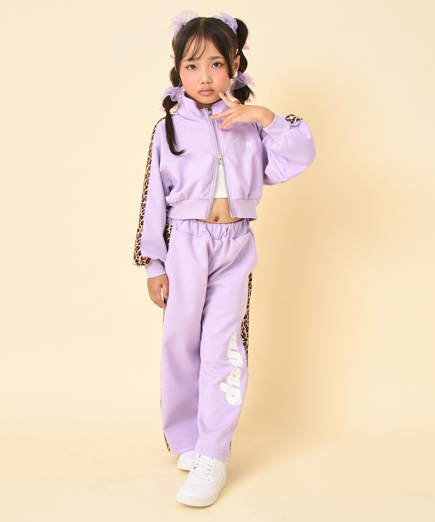 ラベンダー(110サイズ着用/身長：約115cm)