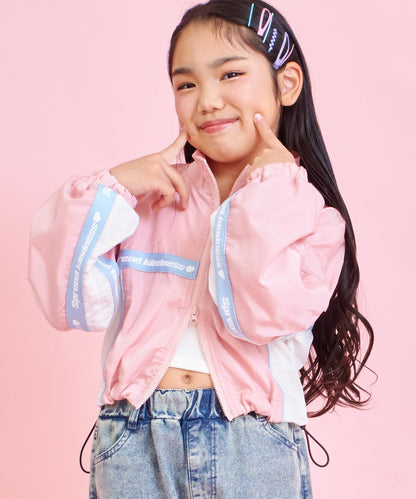 ピンク(120サイズ着用/身長：約123cm)