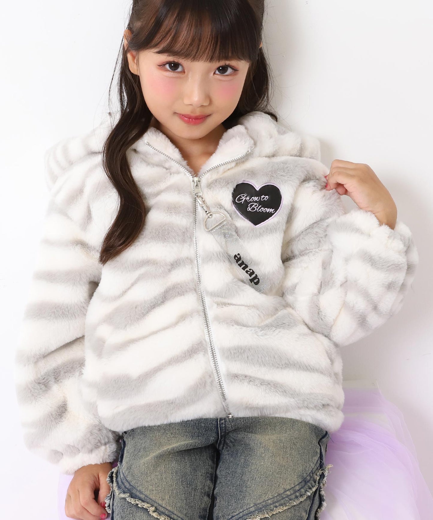 ワッペン ロゴ ネコ耳 フード ファー ブルゾン 【ジュニアお揃い】 426-3475