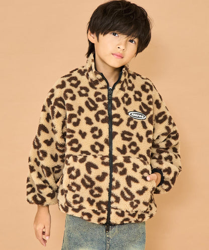 ブラック(130サイズ着用/身長：約130cm)