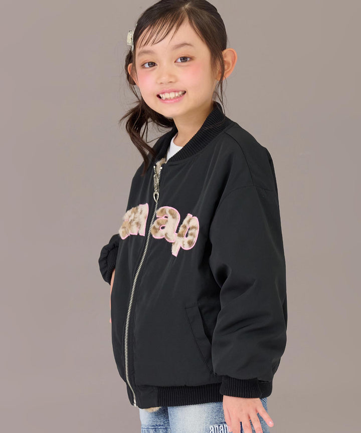 ブラック(120サイズ着用/身長：約120cm)