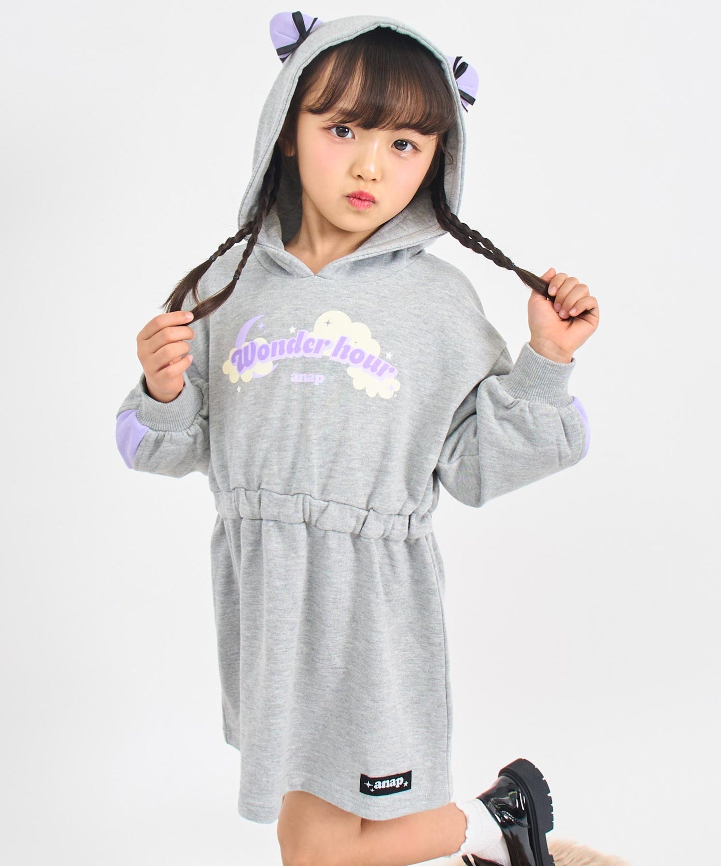 ライトグレー(110サイズ着用/身長：約113cm)