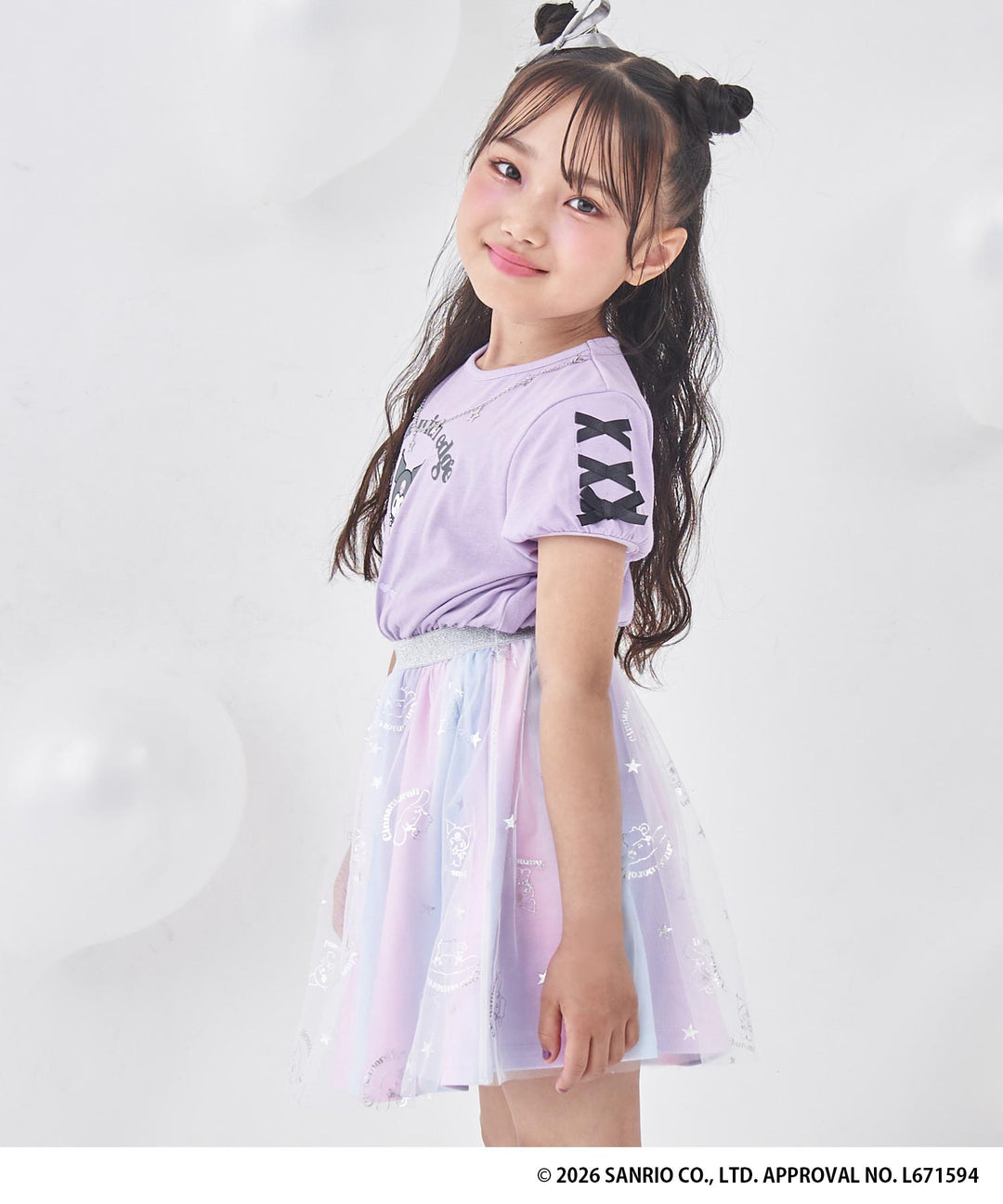 ラベンダー(120サイズ着用/身長：約118cm)