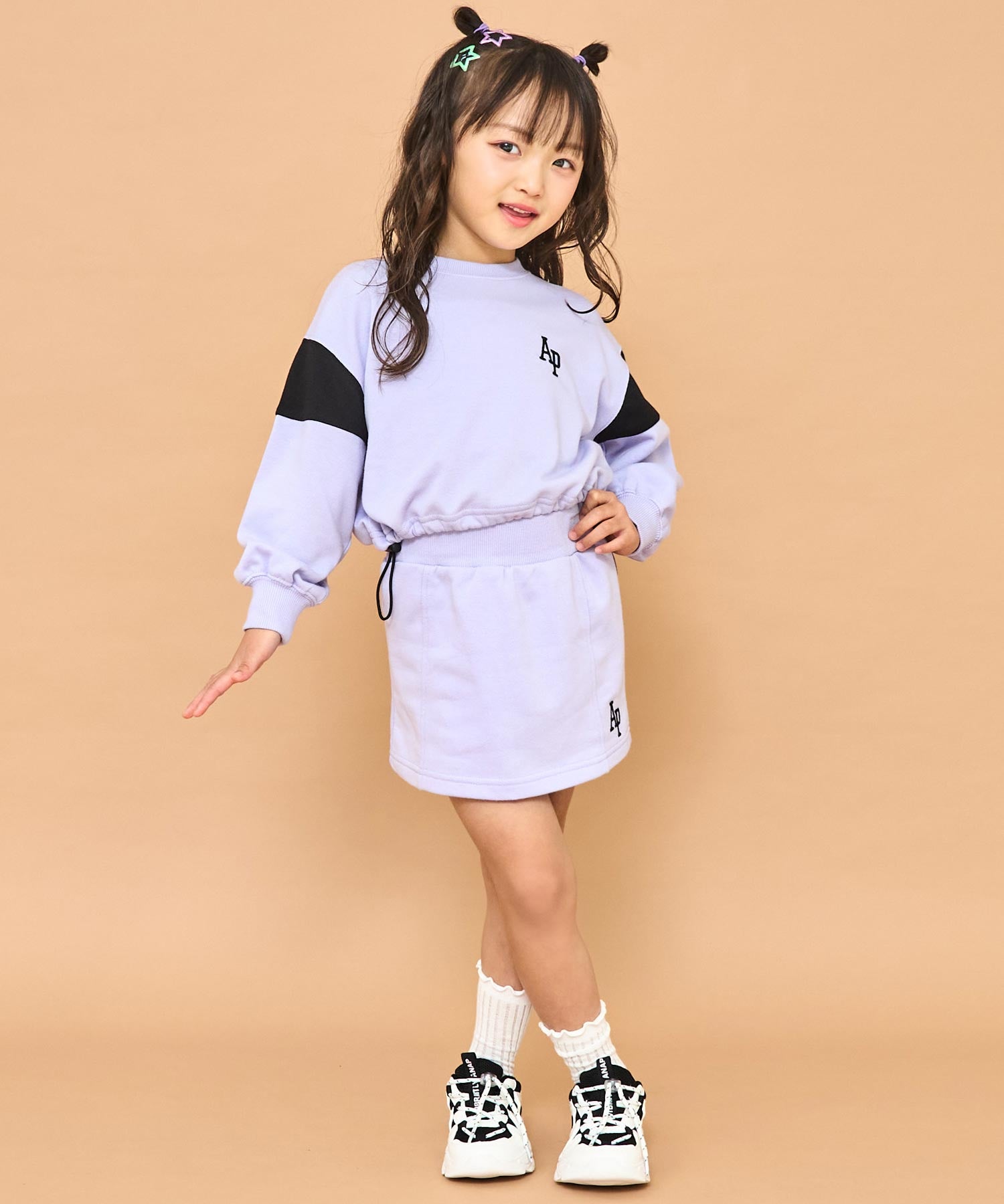 ラベンダー(110サイズ着用/身長：約112cm)