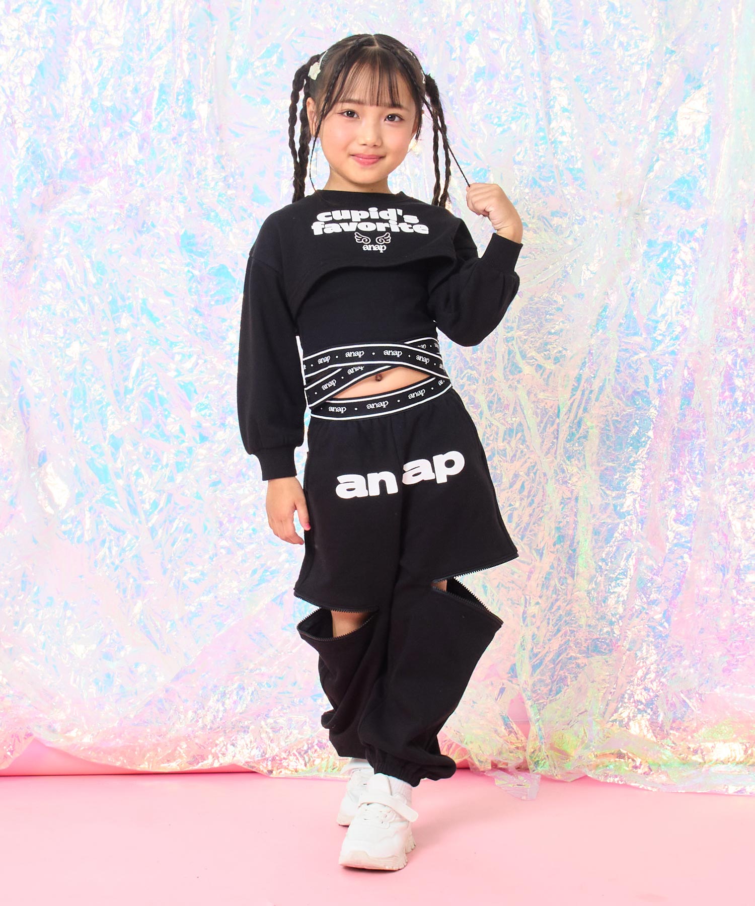 ブラック(110サイズ着用/身長：約115cm)