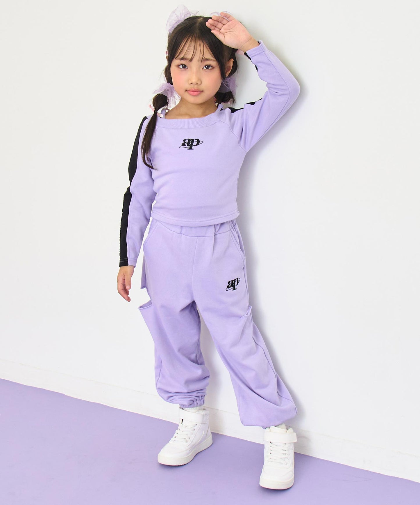 ラベンダー(110サイズ着用/身長：約115cm)