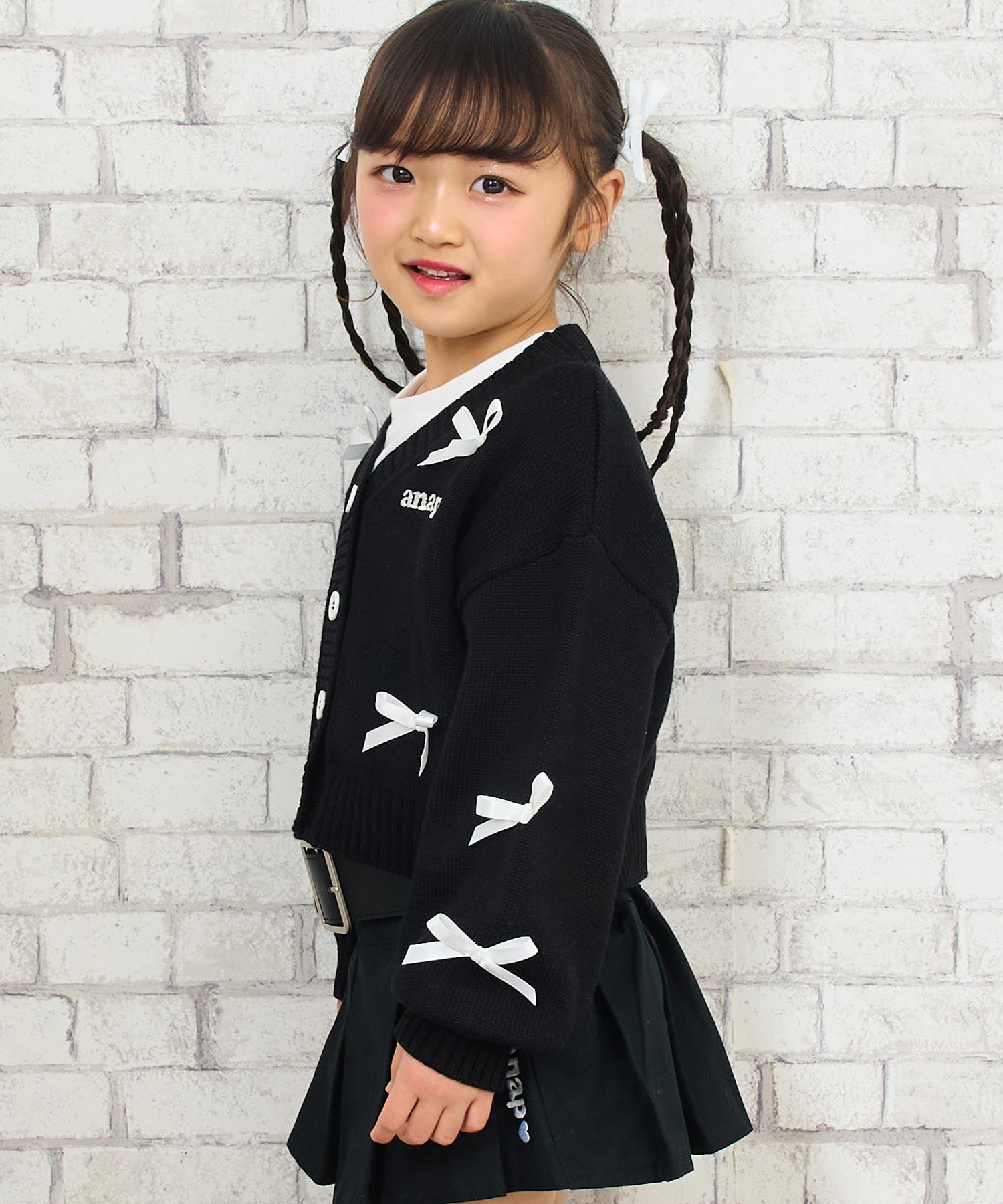liten ボンボンニット　ブラック　リテン リボン付 ニットカーデ × ロンTセット 428-3548 – ANAP オンラインショップ
