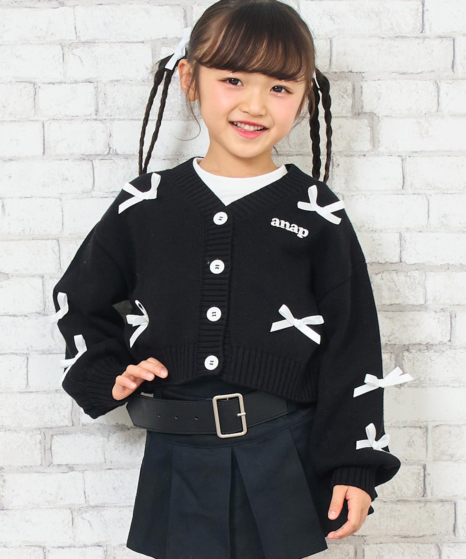 ブラック(110サイズ着用/身長：約113cm)