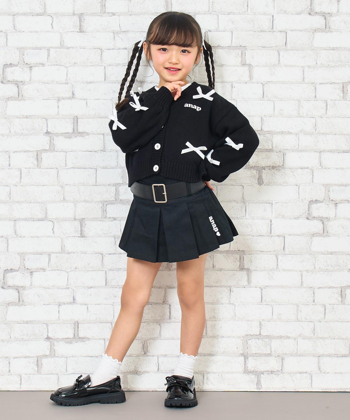 ブラック(110サイズ着用/身長：約113cm)