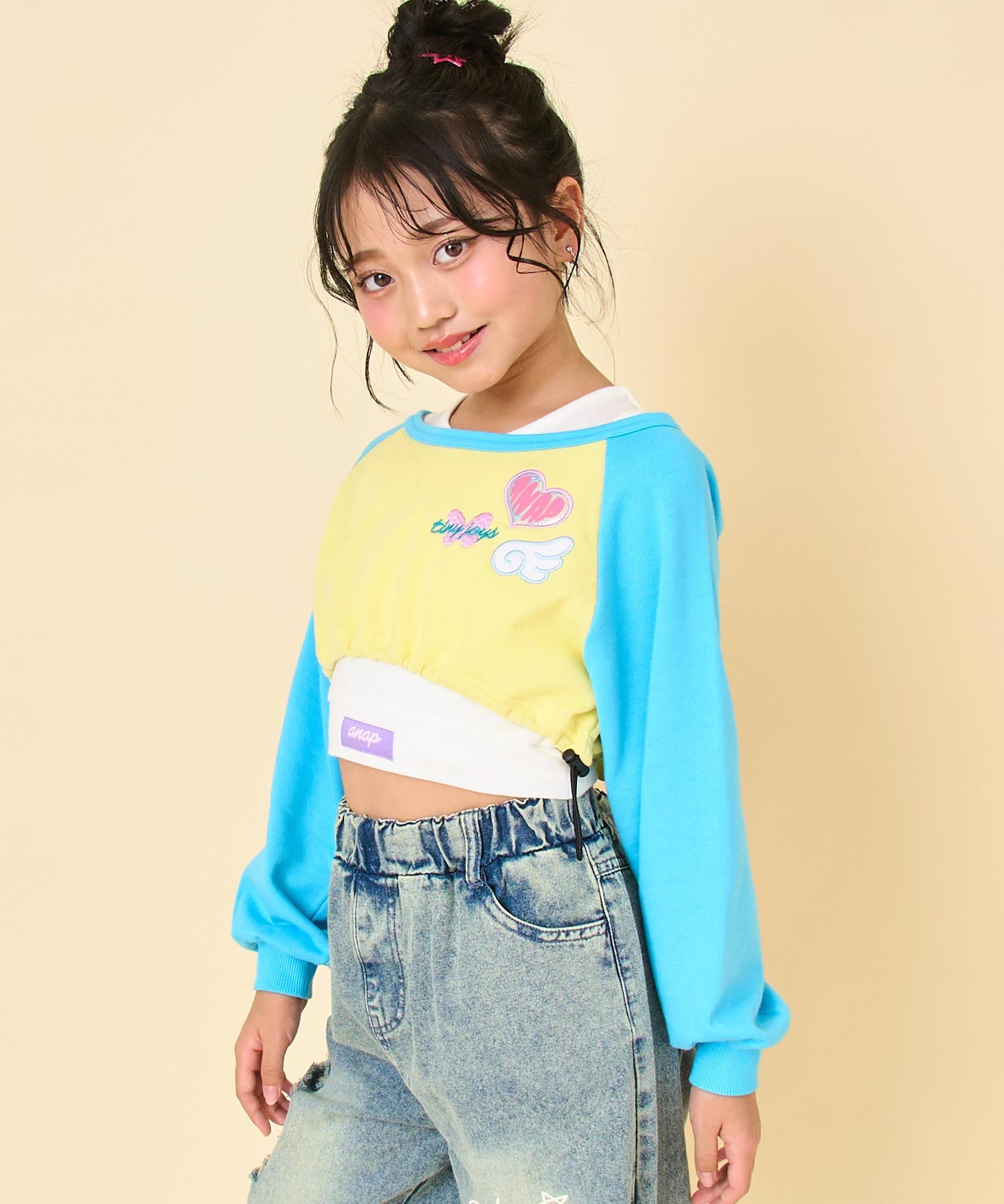 ライトブルー(120サイズ着用/身長：約128cm)