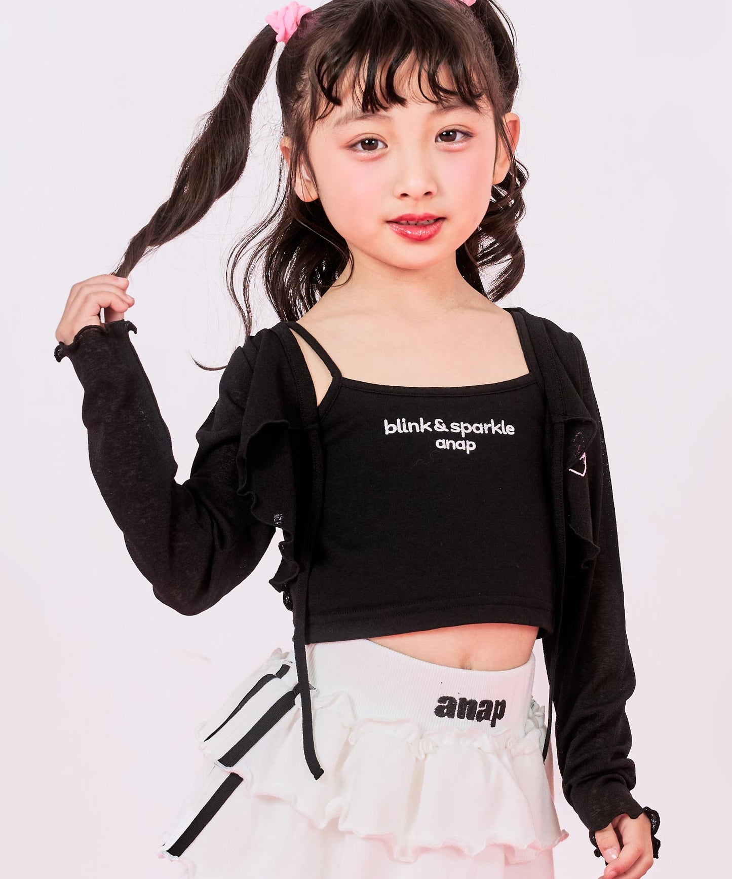 ブラック(110サイズ着用/身長：約109cm)