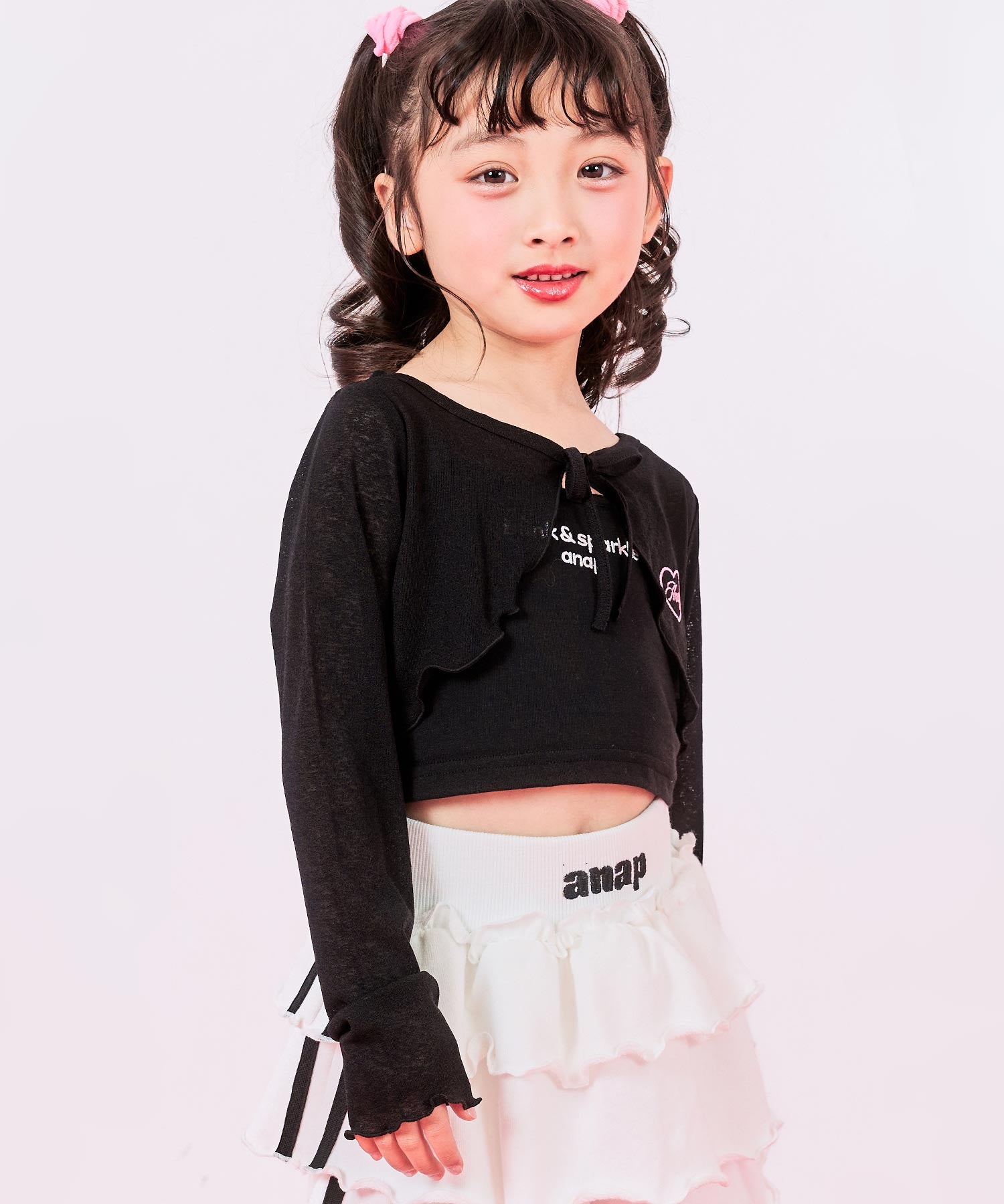 ブラック(110サイズ着用/身長：約109cm)