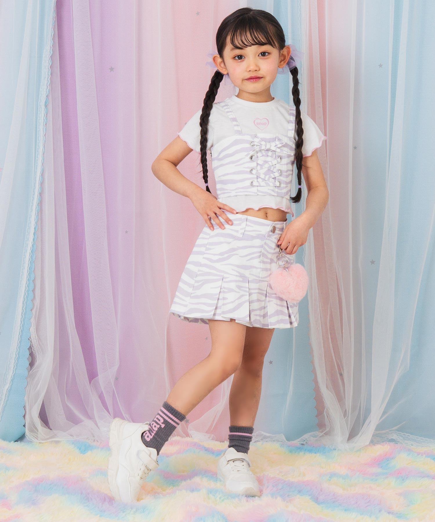 ラベンダー(110サイズ着用/身長：約106cm)