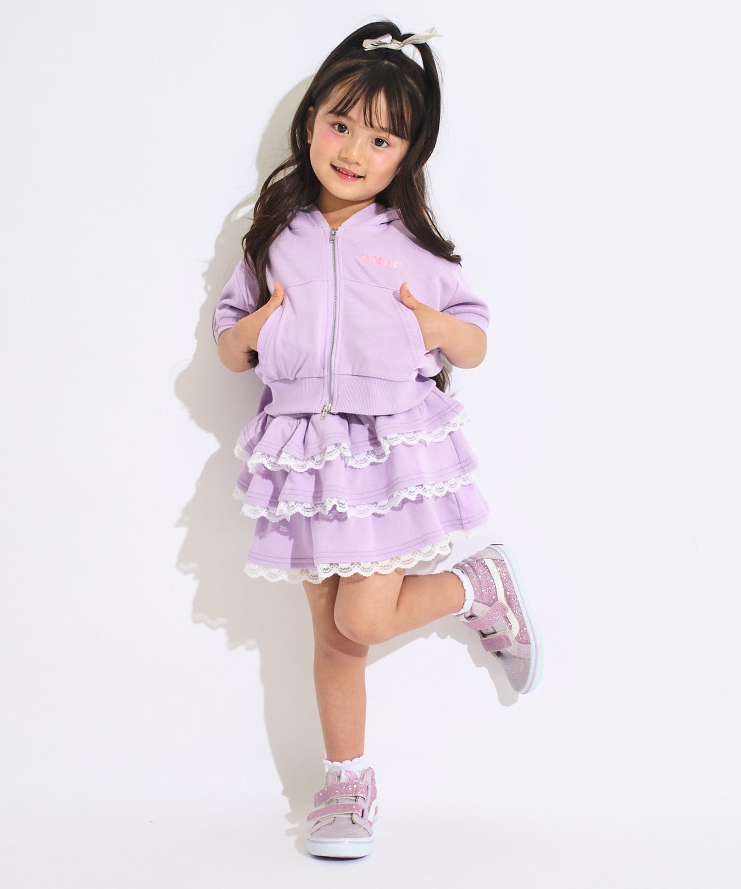 ラベンダー(110サイズ着用/身長：約102cm)