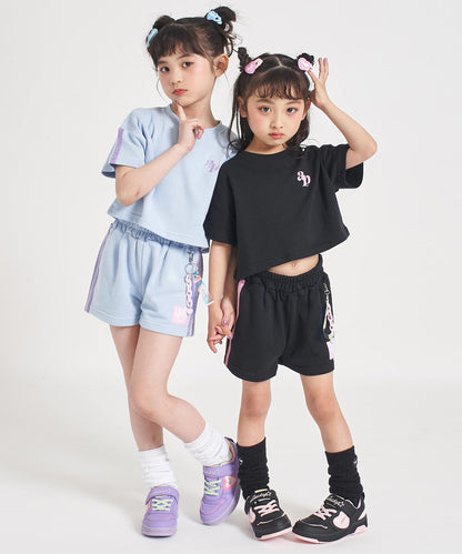 ライトブルー(120サイズ着用/身長：約123cm)ブラック(110サイズ着用/身長：約109cm)