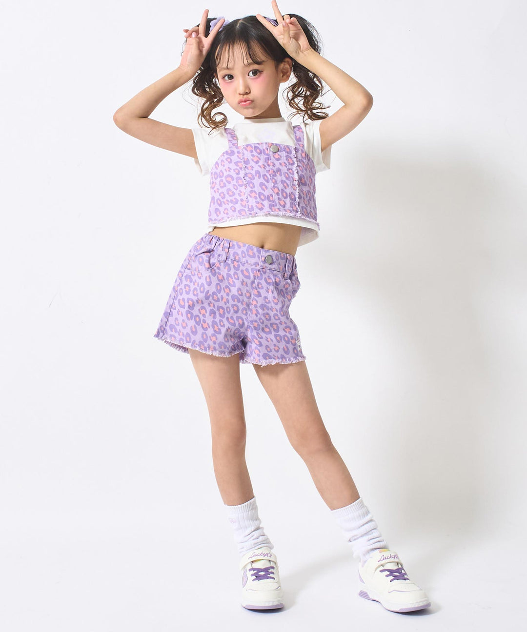 ラベンダー(120サイズ着用/身長：約128cm)