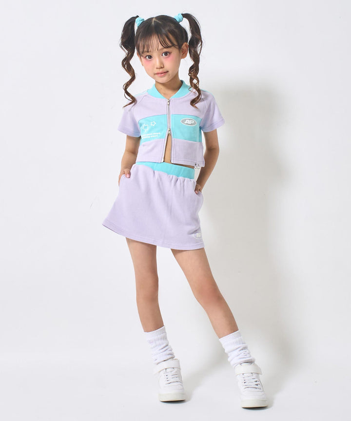 ラベンダー(120サイズ着用/身長：約128cm)