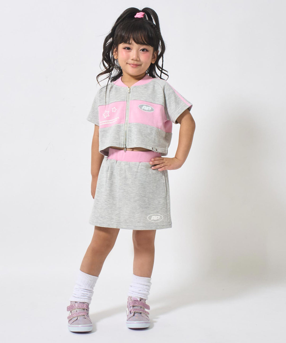 ライトグレー(110サイズ着用/身長：約110cm)