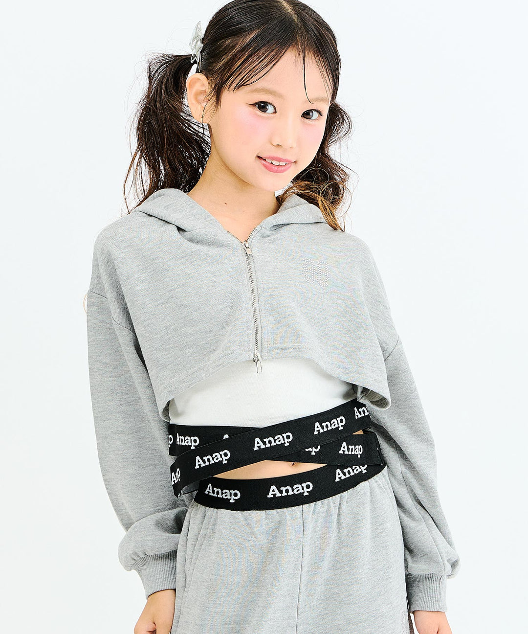 ライトグレー(130サイズ着用/身長：約128cm)