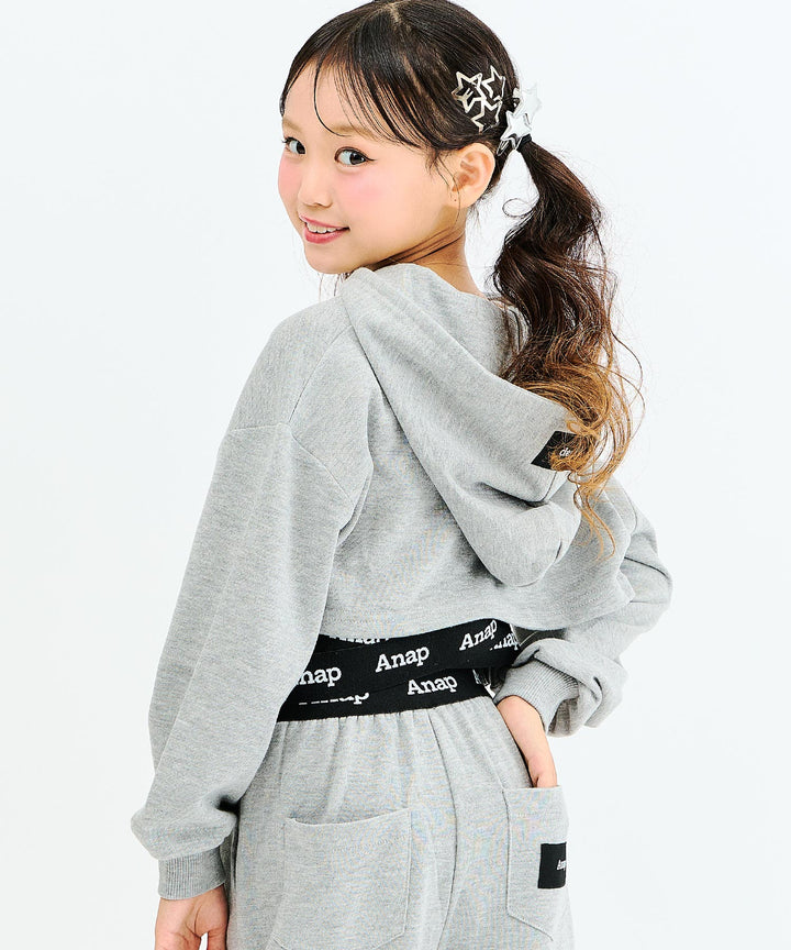 ライトグレー(130サイズ着用/身長：約128cm)