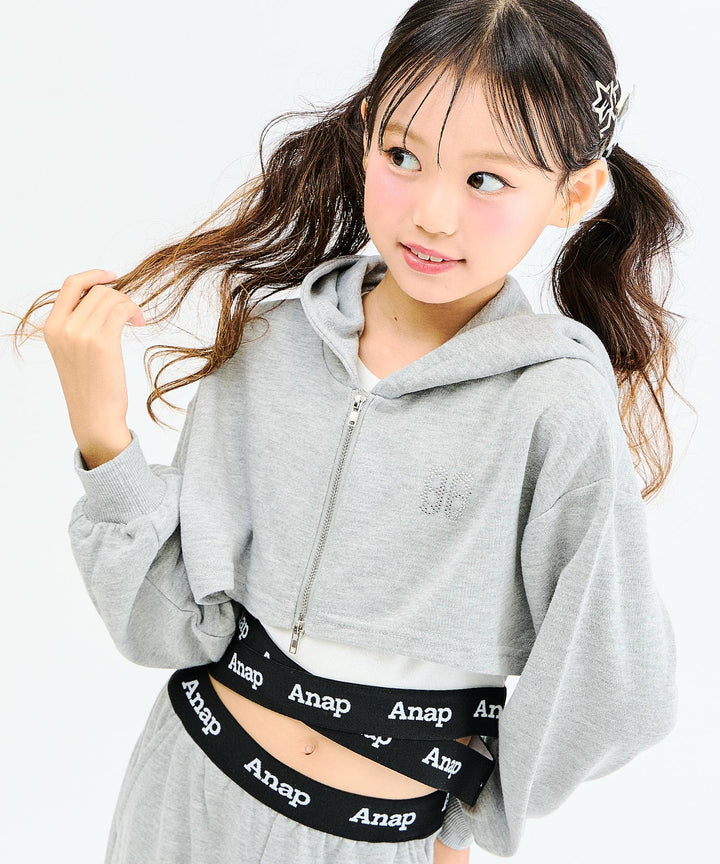 ライトグレー(130サイズ着用/身長：約128cm)