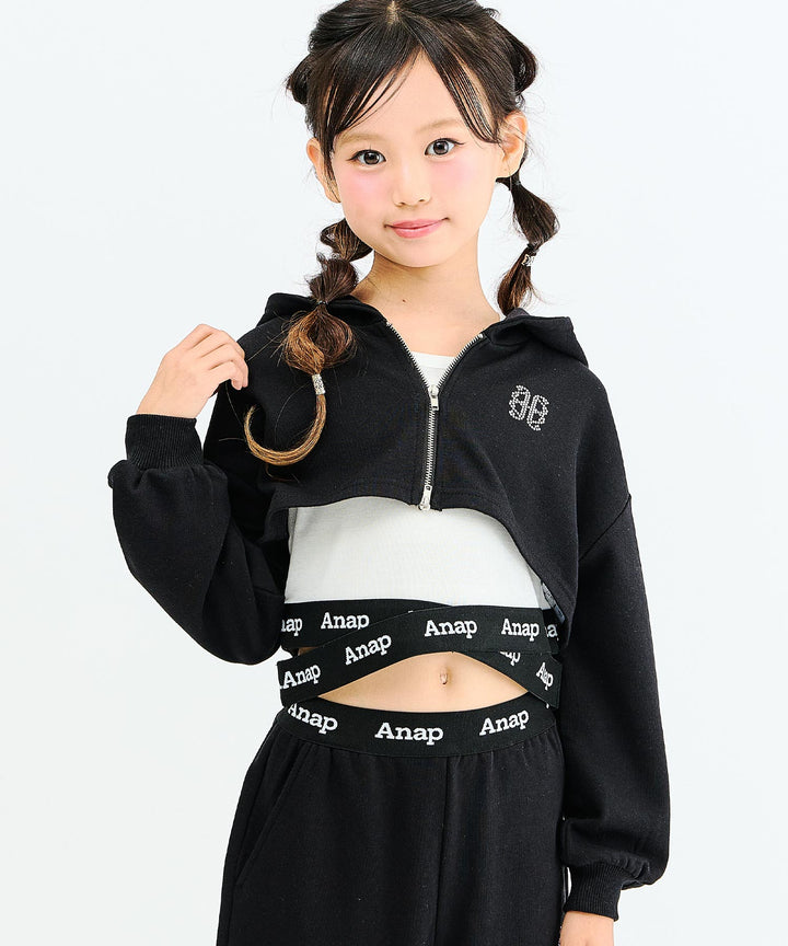 ブラック(130サイズ着用/身長：約128cm)