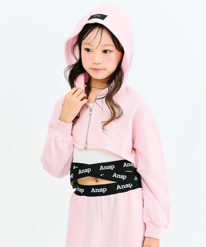 ライトピンク(130サイズ着用/身長：約128cm)