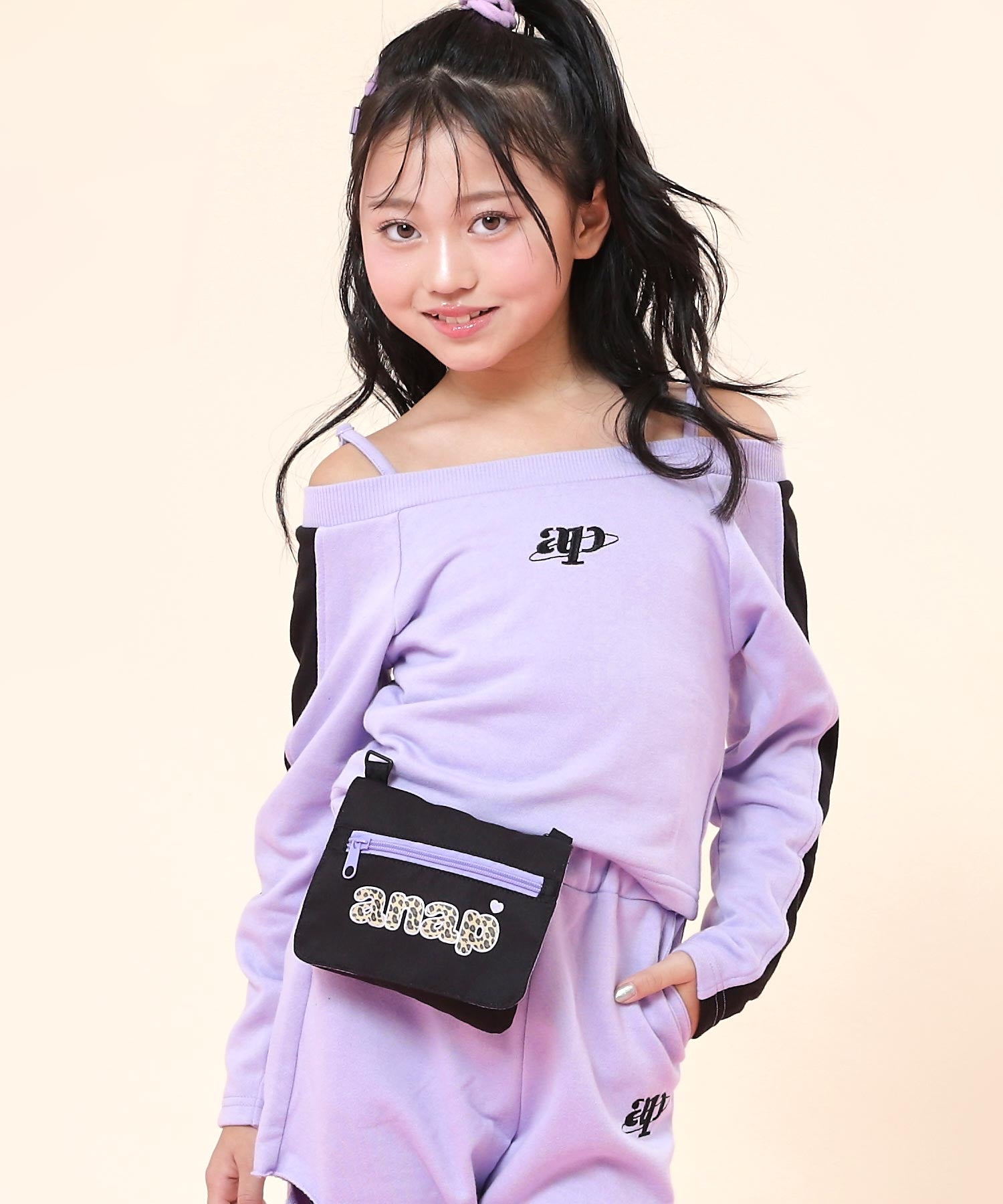 ブラック(身長：約128cm)