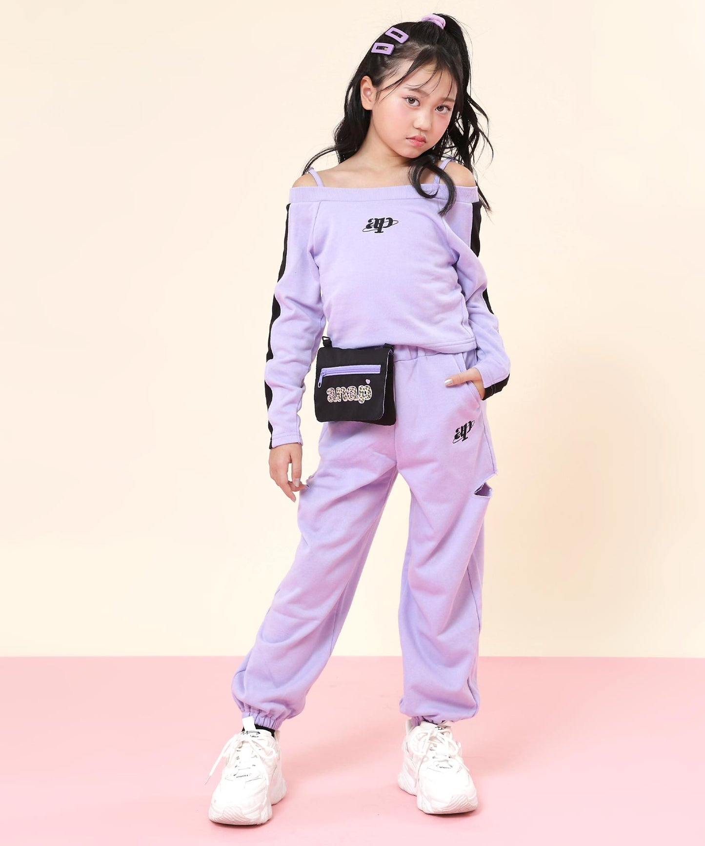 ブラック(身長：約128cm)