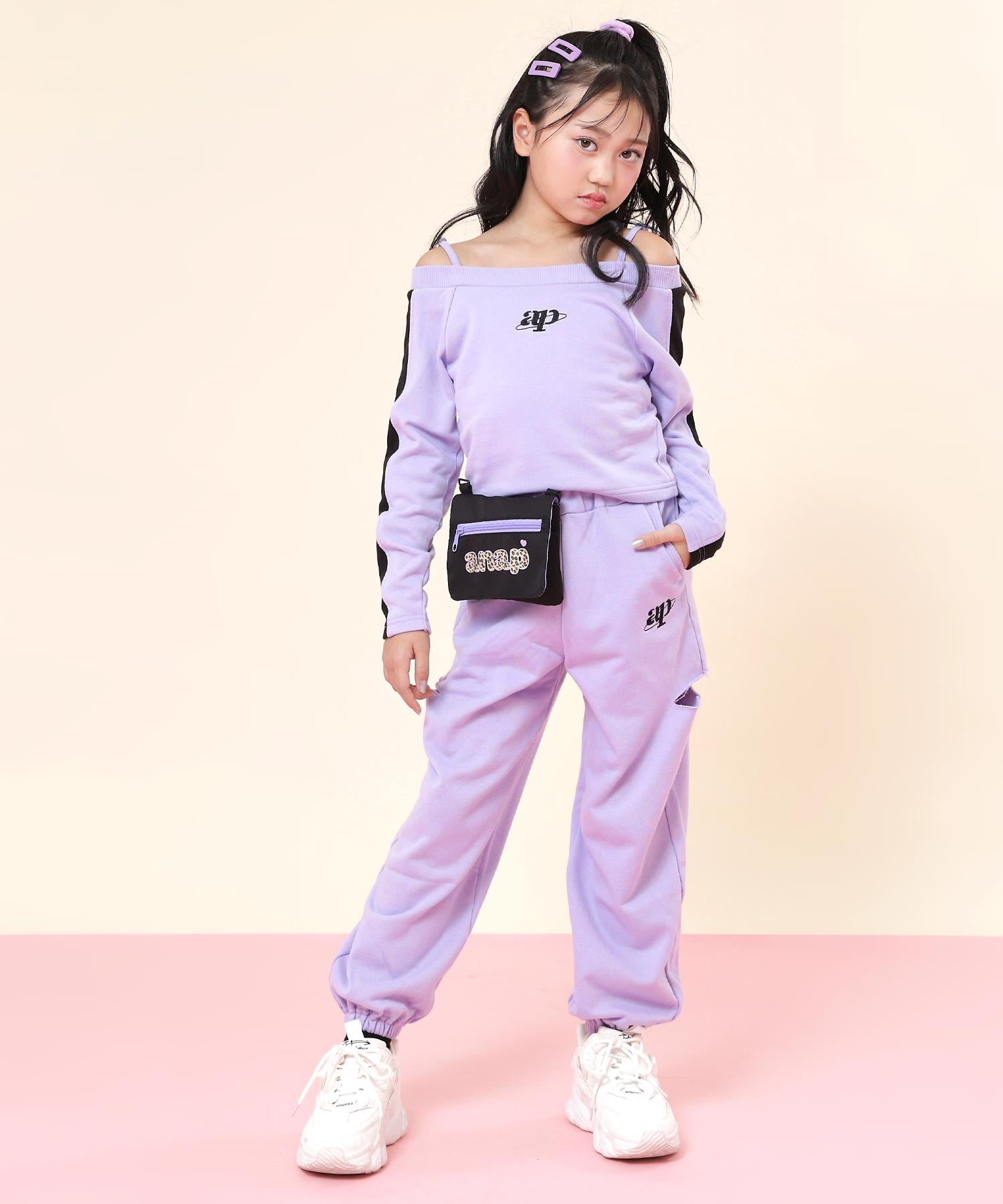 ブラック(身長：約128cm)