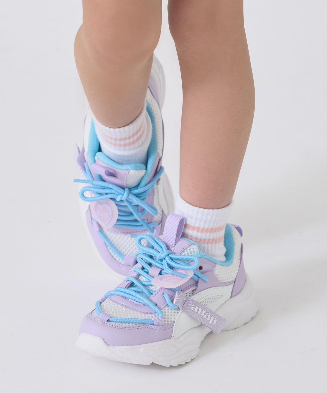 ラベンダー(19サイズ着用/身長：約114cm)