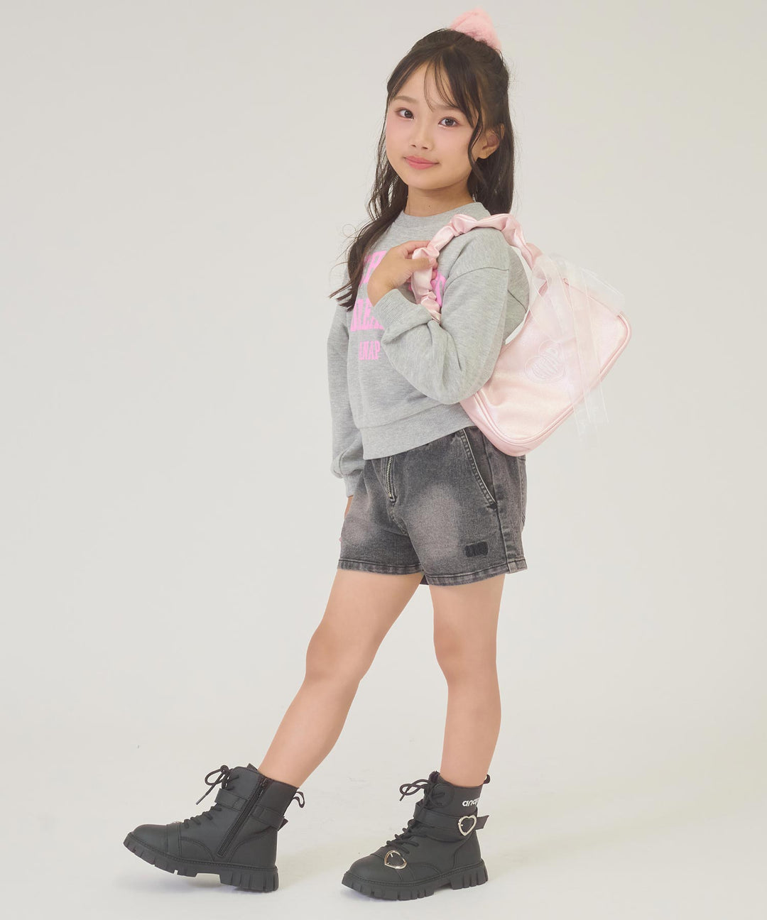 ライトピンク(身長：約124cm)