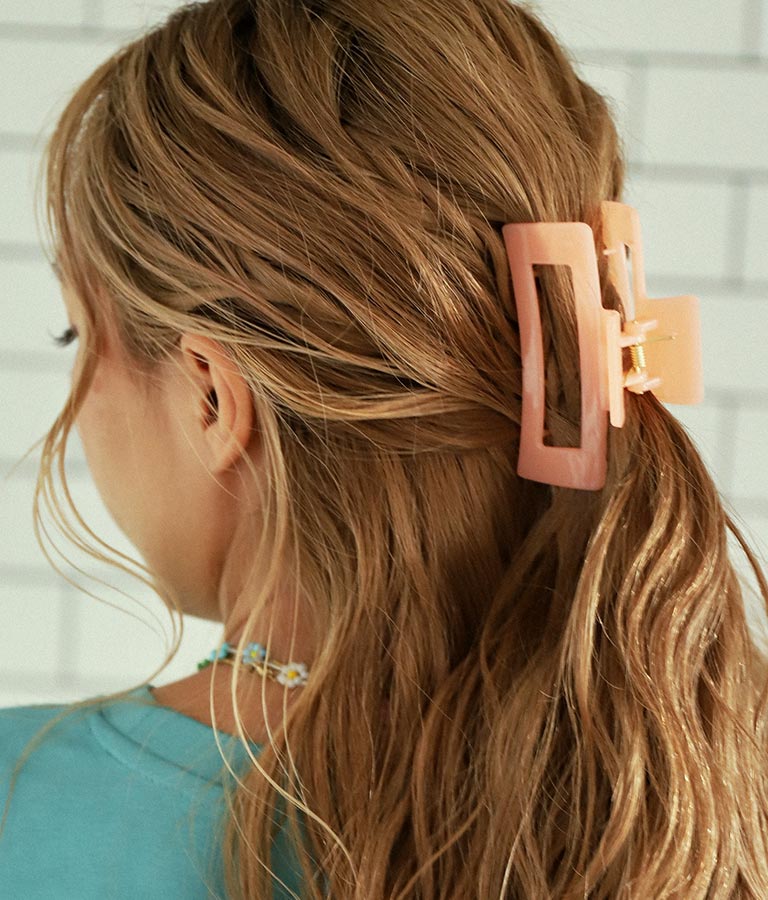 クリーミークリアスクエアビッグバンスクリップ 819-6519