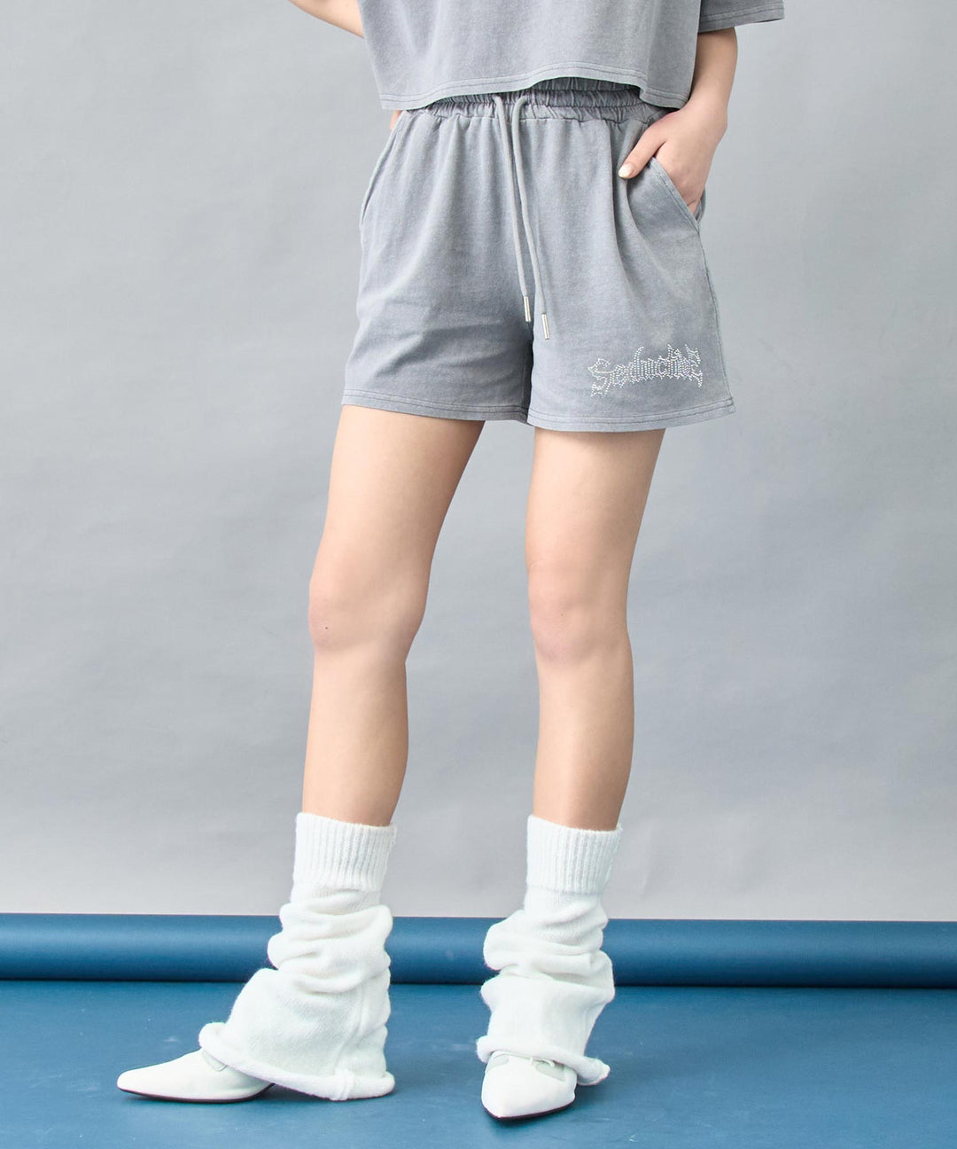 ピグメント ビジュー ロゴ ショートパンツ 792-9264