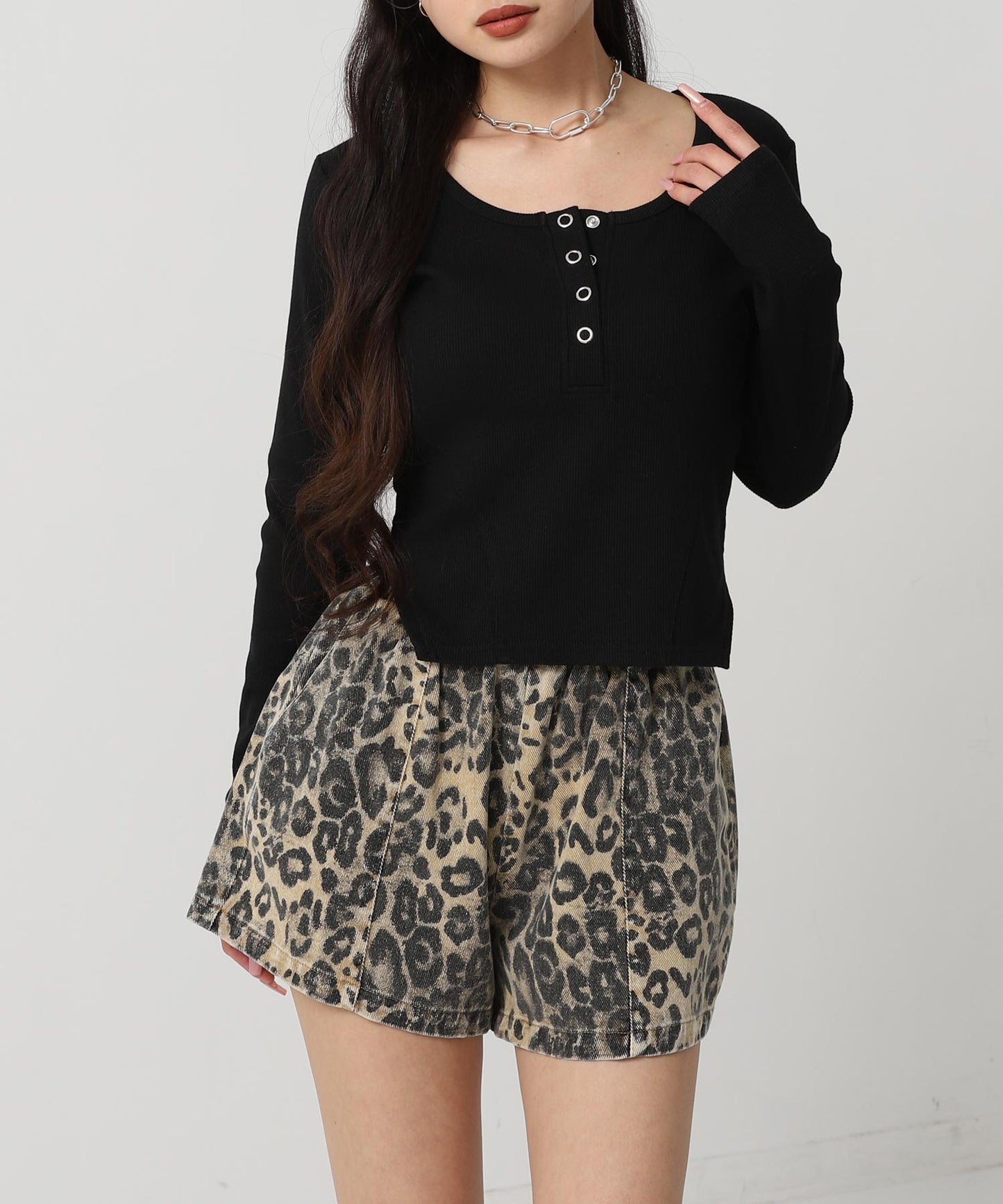 ウエスト ギャザー レオパード タック ショート パンツ 792-9386