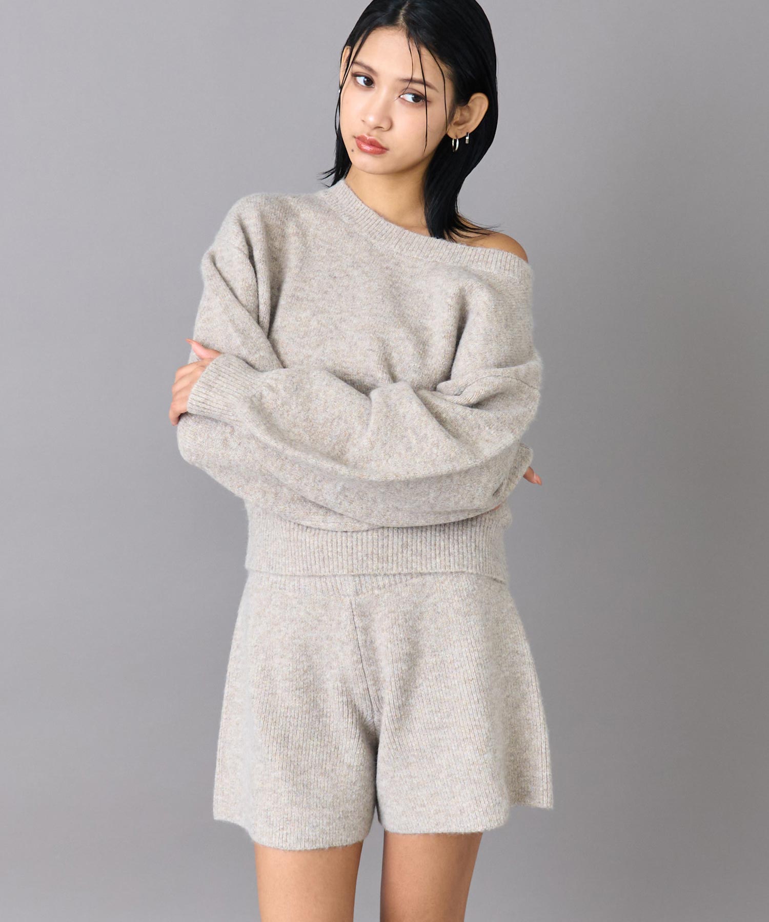 ベルンハルト秋冬wool変形ショートパンツ レディース ショートパンツ ブラック ウールギャバジン ウエストベルト付き