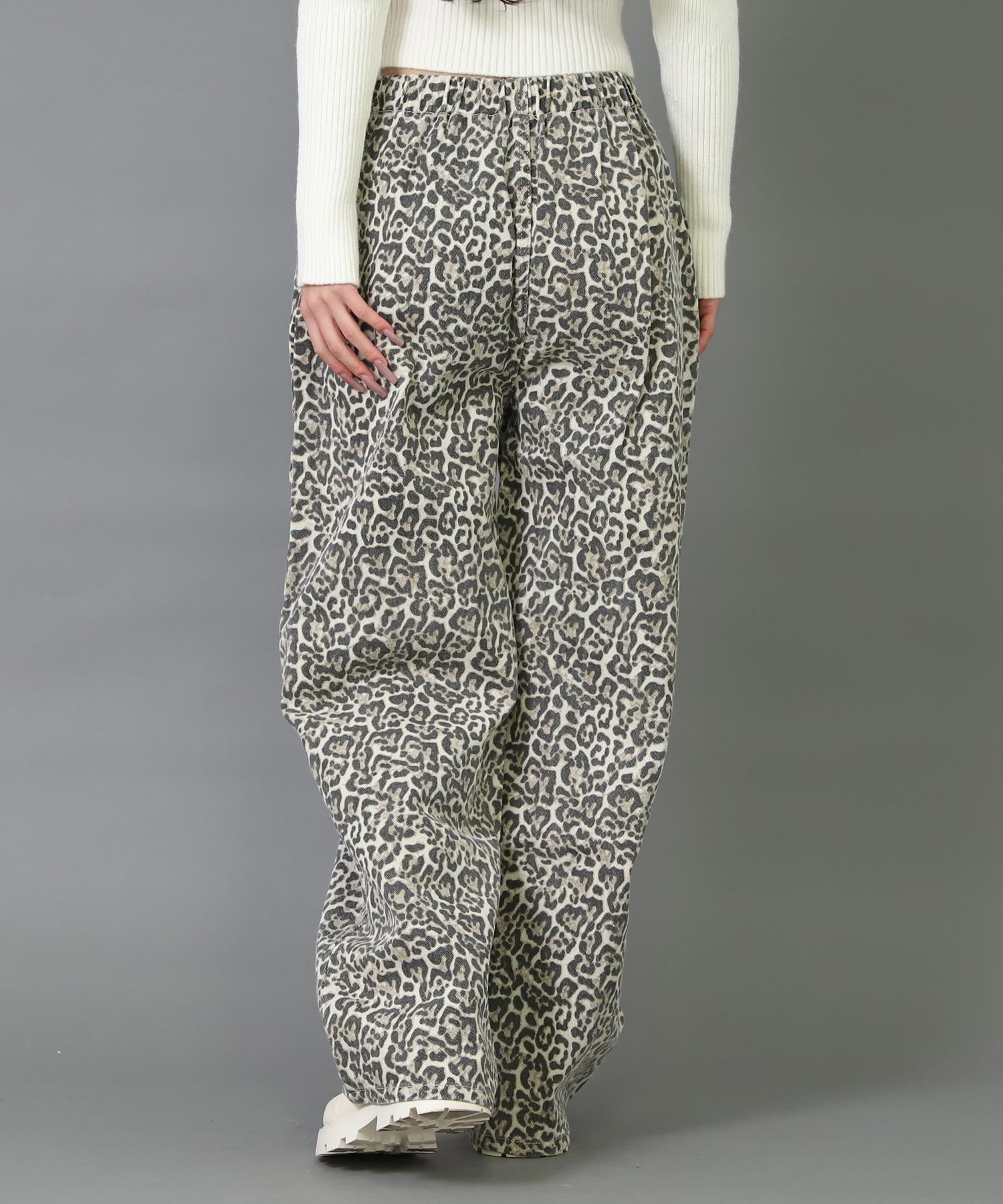 バックスタイル