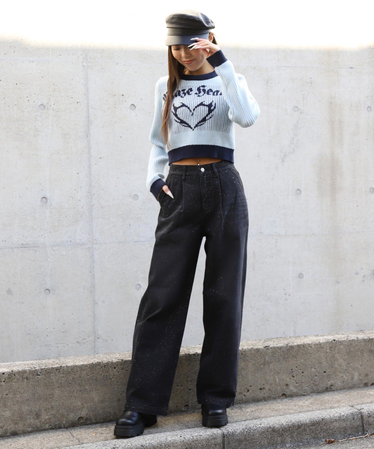 アッシュブラック