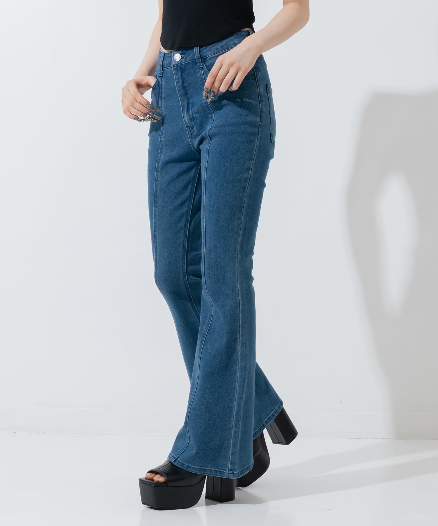 センタープレス フレアデニムパンツ 792-9524 – ANAP オンラインショップ