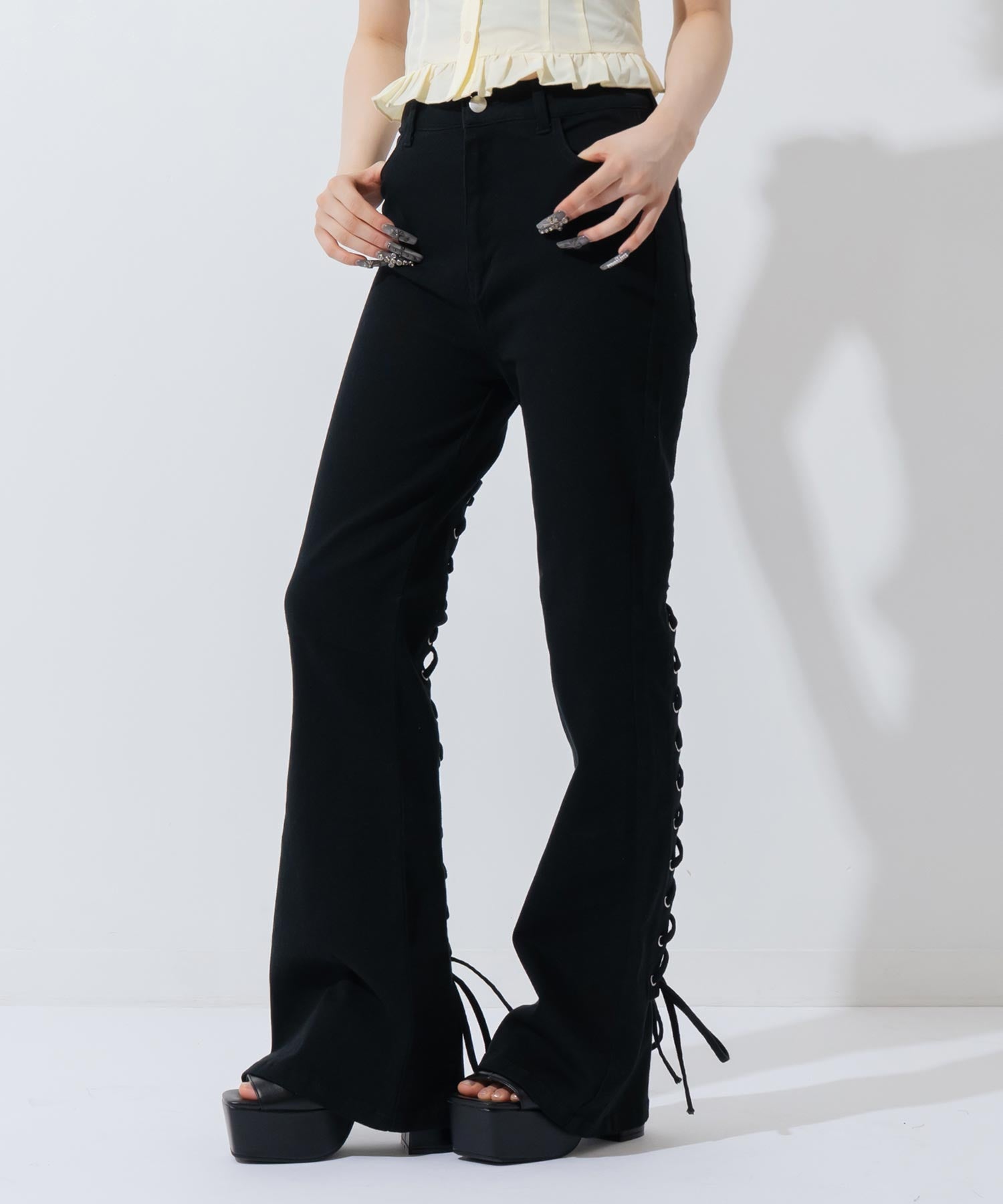 バックレースアップ ストレッチ フレアデニムパンツ 792-9544 – ANAP