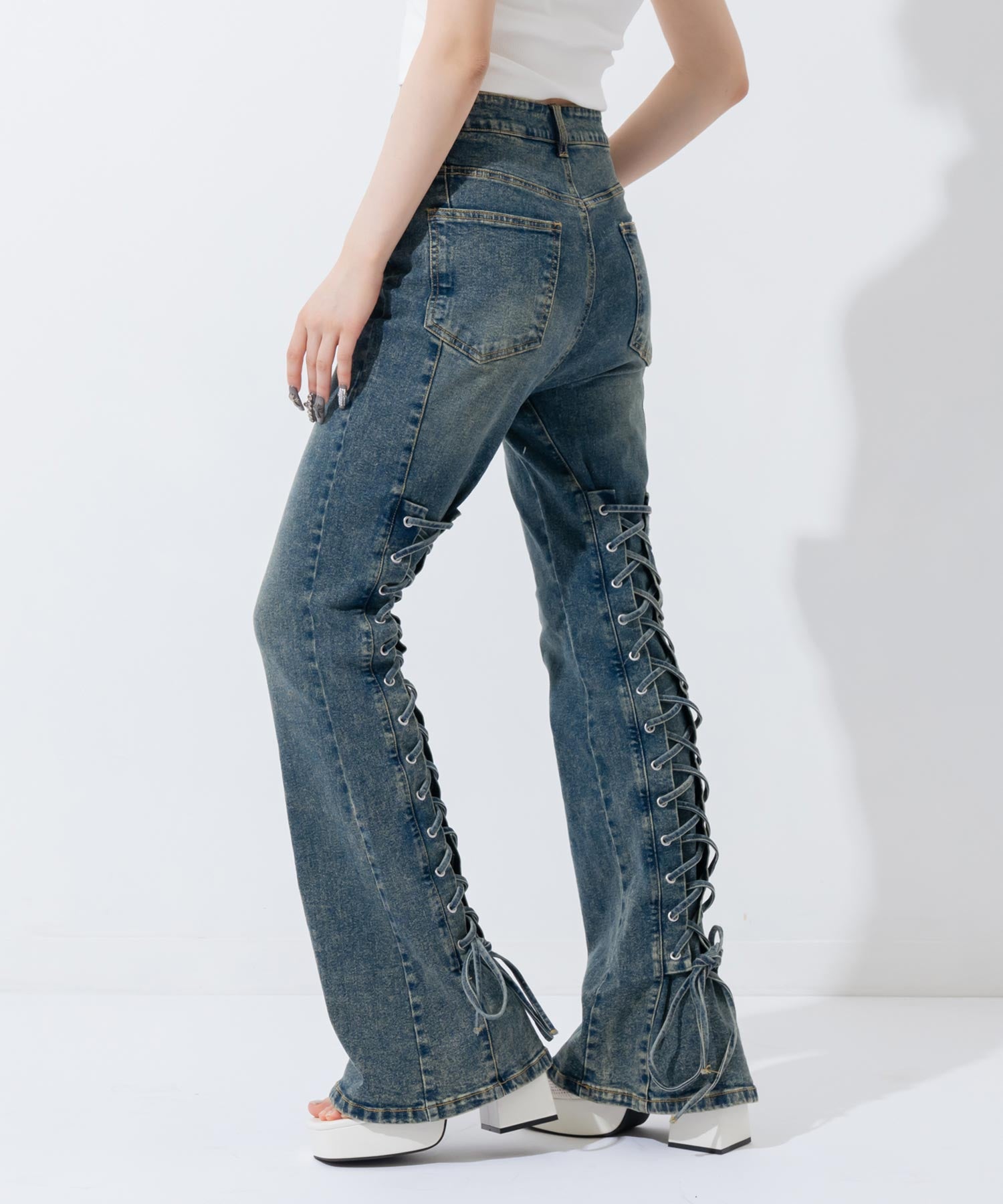 バックレースアップ ストレッチ フレアデニムパンツ 792-9544 – ANAP