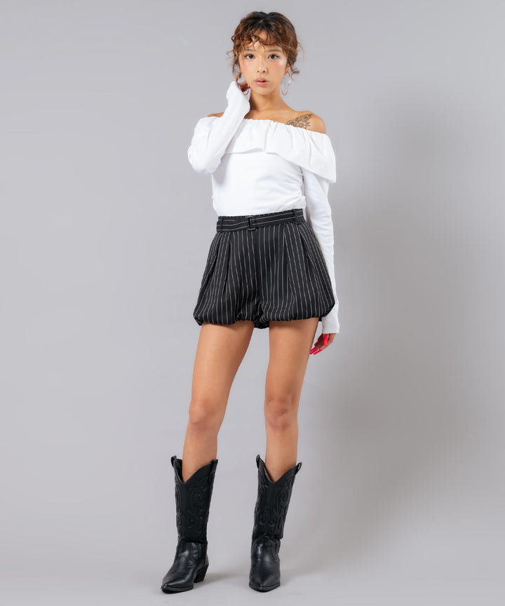 ブラック(身長：約169cm)