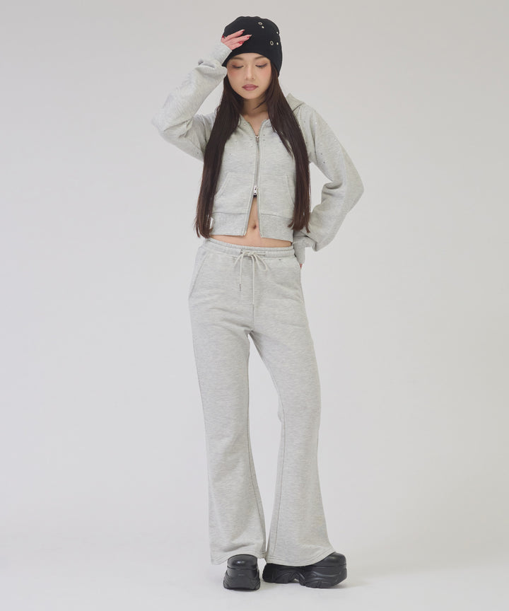 グレー(身長：約163cm)