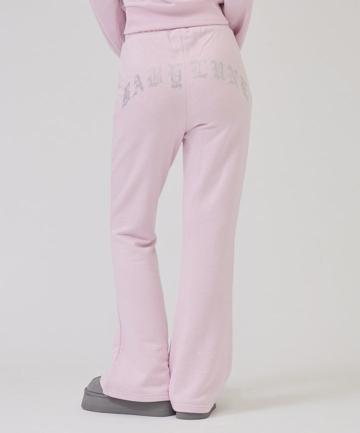 ピンク(身長：約163cm)