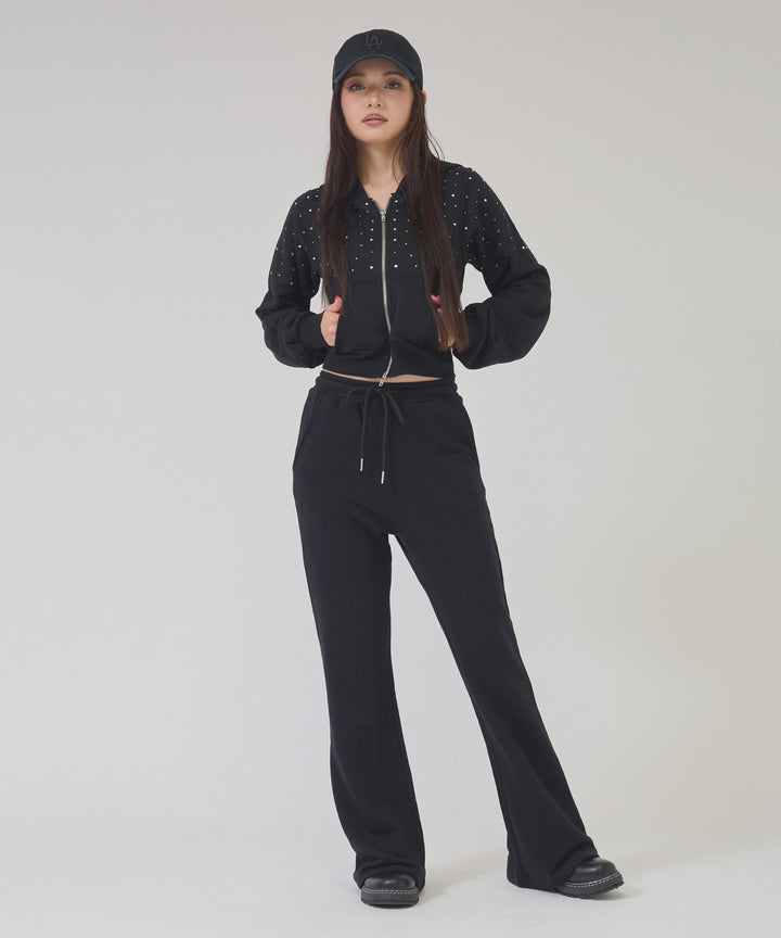 ブラック(身長：約163cm)