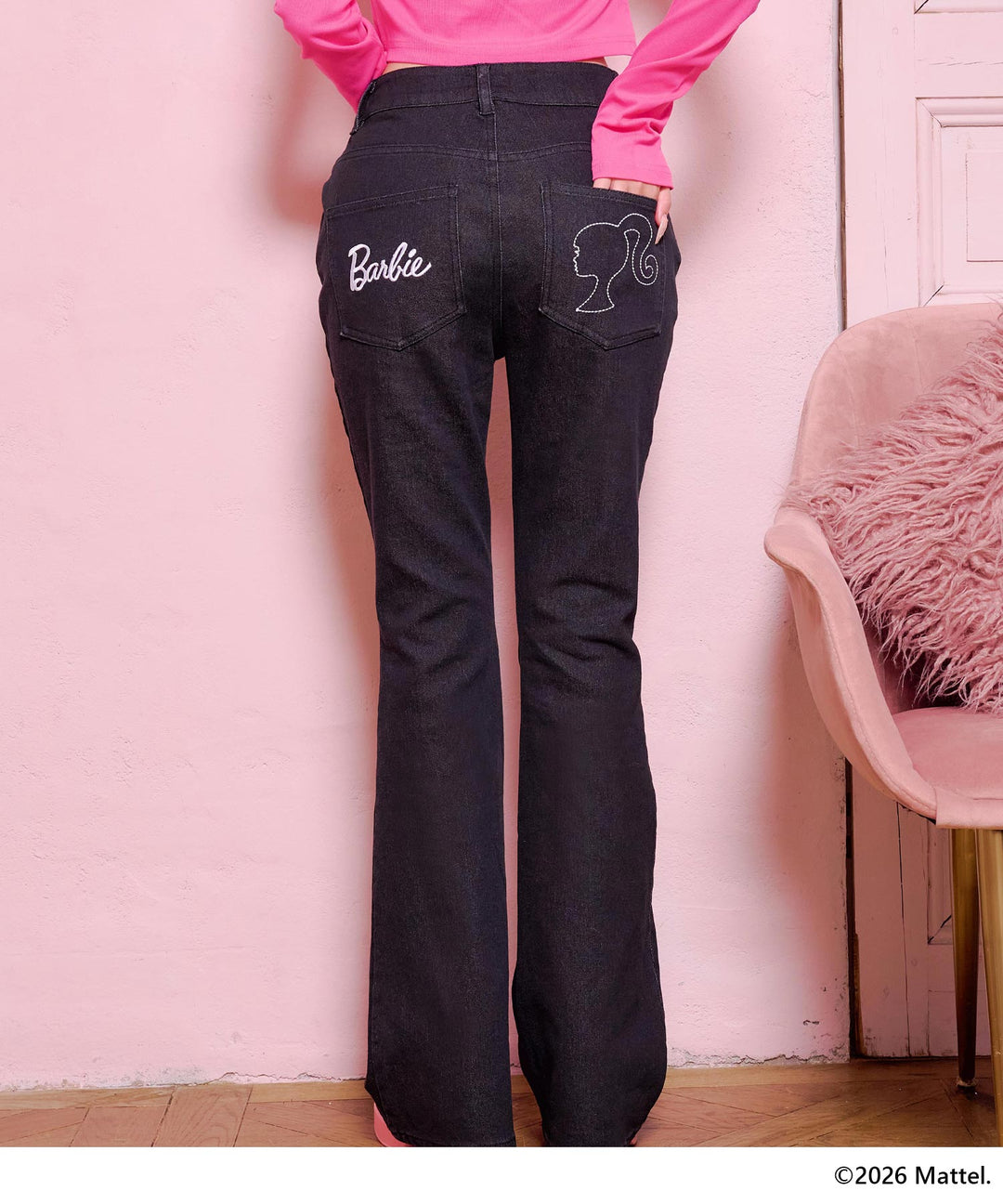 ブラック(身長：約157cm)