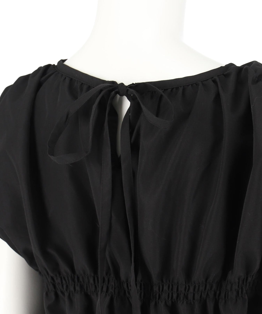 カラー:ブラック