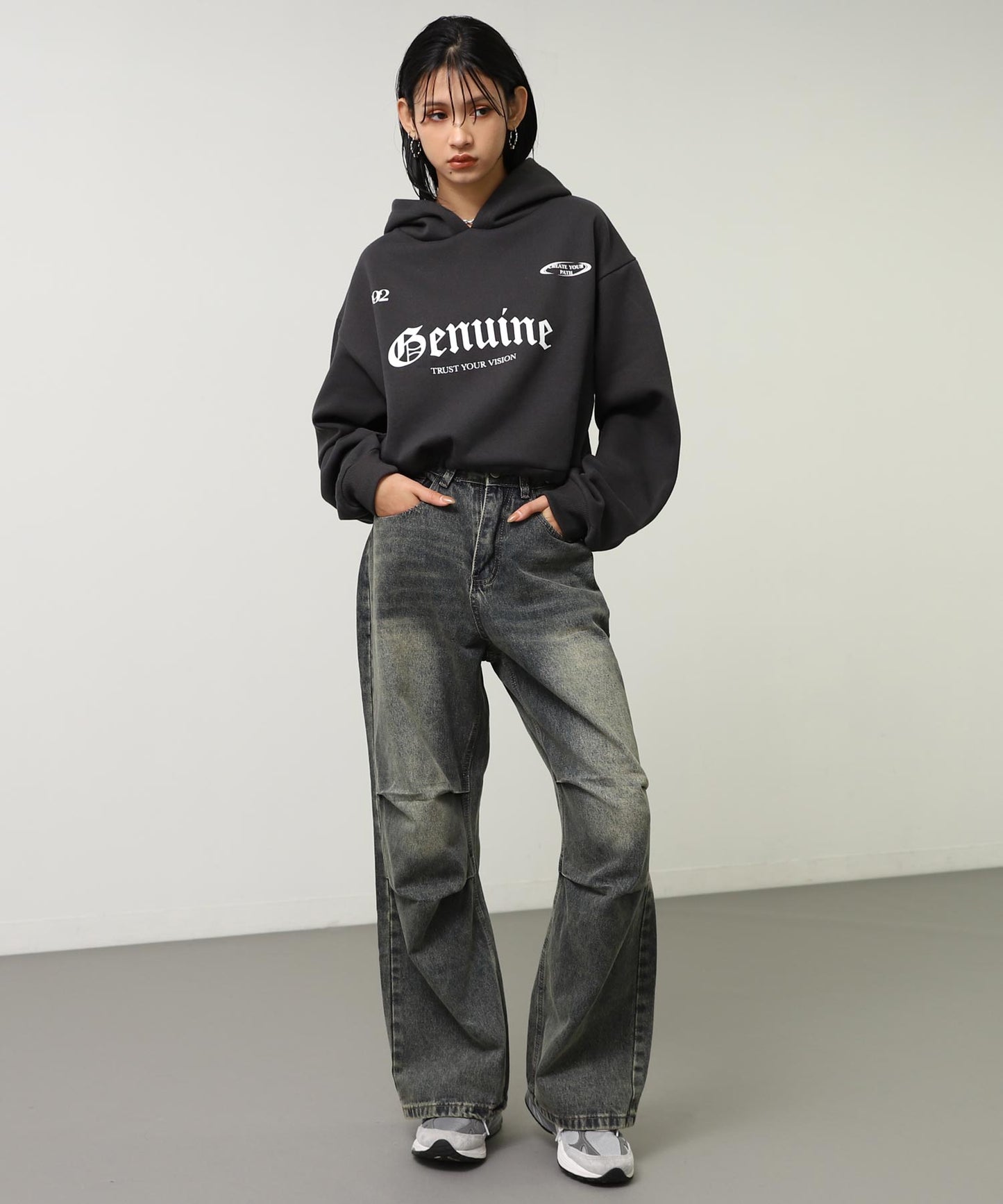 アッシュブラック