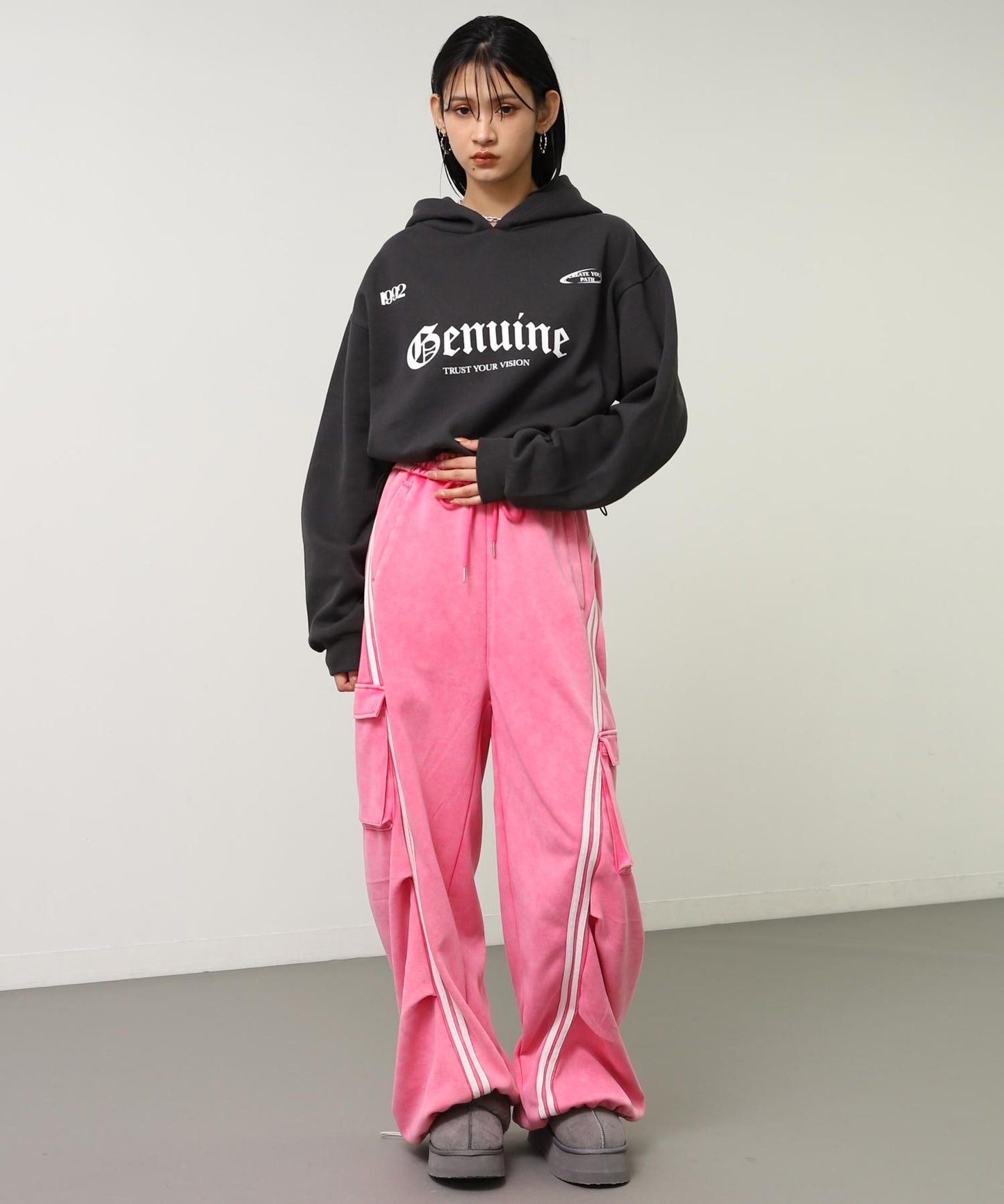 アッシュブラック