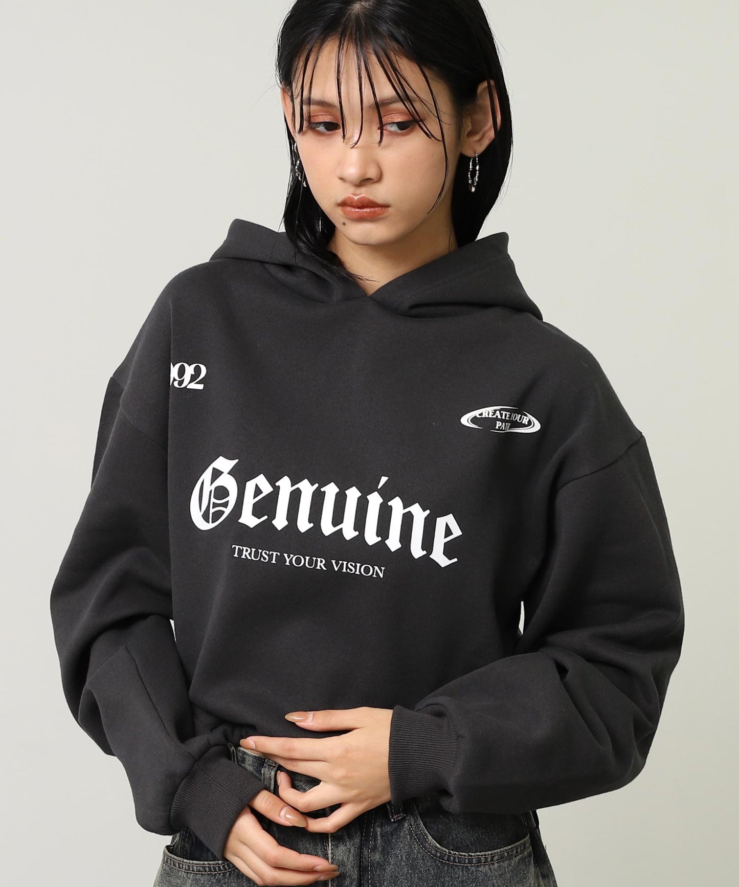 アッシュブラック